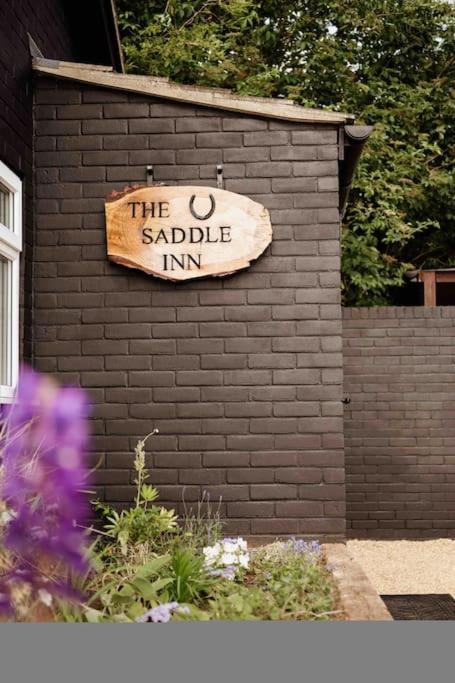The Saddle Inn, Snetterton Circuit NWI Kültér fotó
